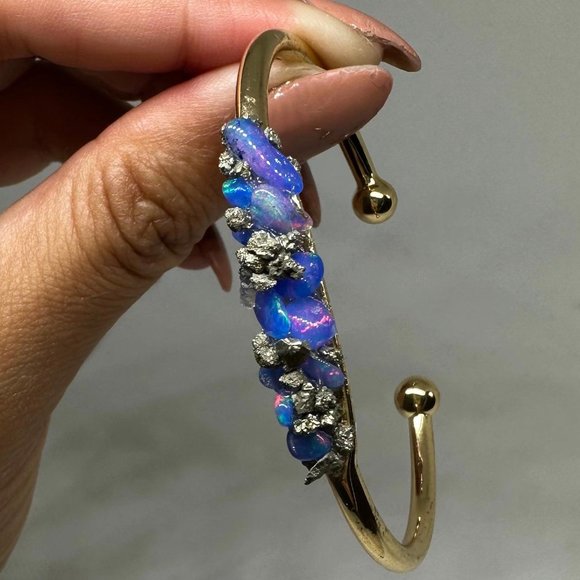 Opal Cuff - Picture 5 of 5